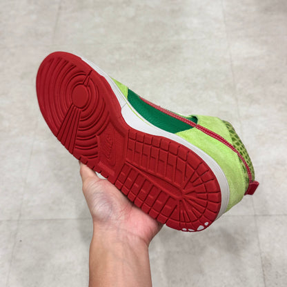 305050-362 Nike SB Dunk Motley Crue