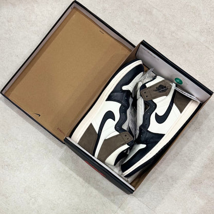 555088-105 Nike AIr Jordan 1 Dark Mocha 2020