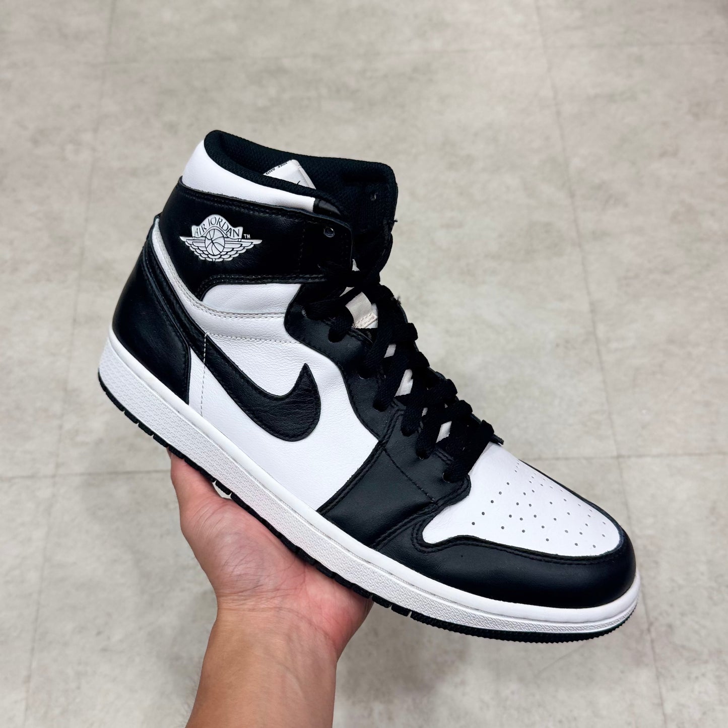 555088-010 Nike Air Jordan 1 Panda 2014