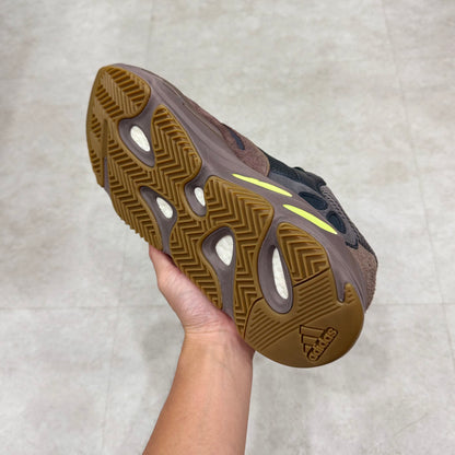 EE9614 Adidas Yeezy Boost 700 Mauve 2018