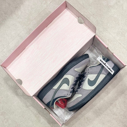 304292-006 Nike SB Dunk Band-Aid