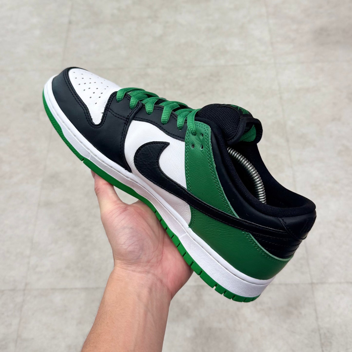 BQ6817-302 Nike SB Dunk Classic Green 2024