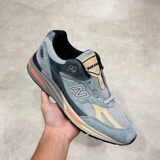 U991SG2 New Balance 991 Silver Blue