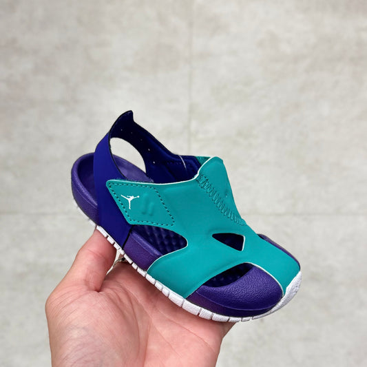 CI7850-305 Nike Jordan Flare Grape