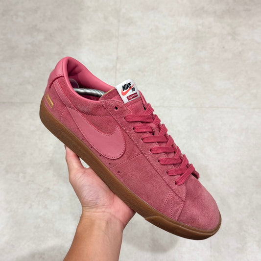 716890-669 Nike SB Blazer Supreme