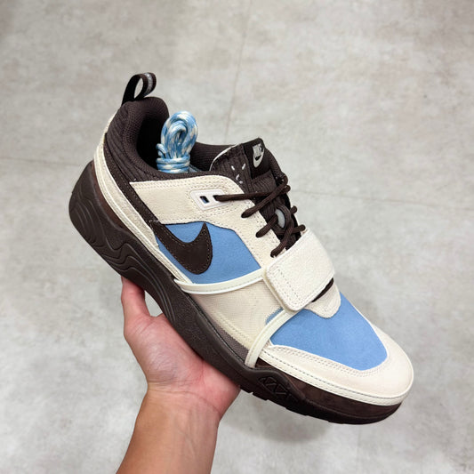 HQ3072-400 Nike Field Jaxx Travis Scott