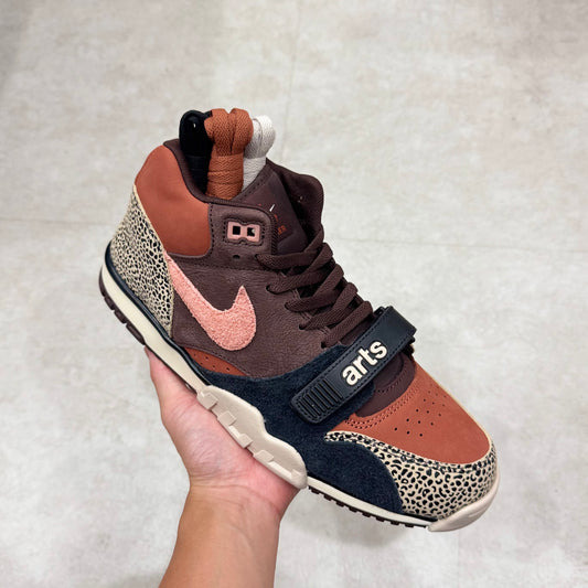 IF0501-200 Nike Air Trainer 1 Arts-Rec