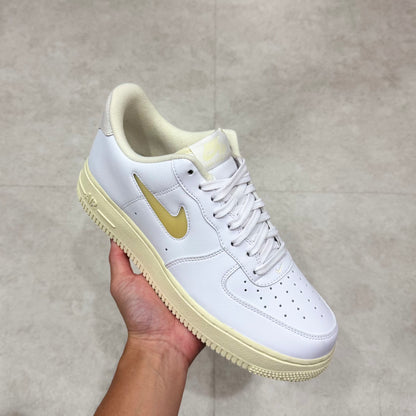 DC8894-100 Nike Air Force 1 Pale Vanilla