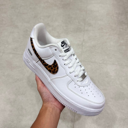 IM3483-100 Nike Air Force 1 Supreme Goodenough