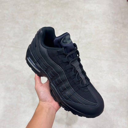 HM8755-001 Nike Air Max 95 Triple Black