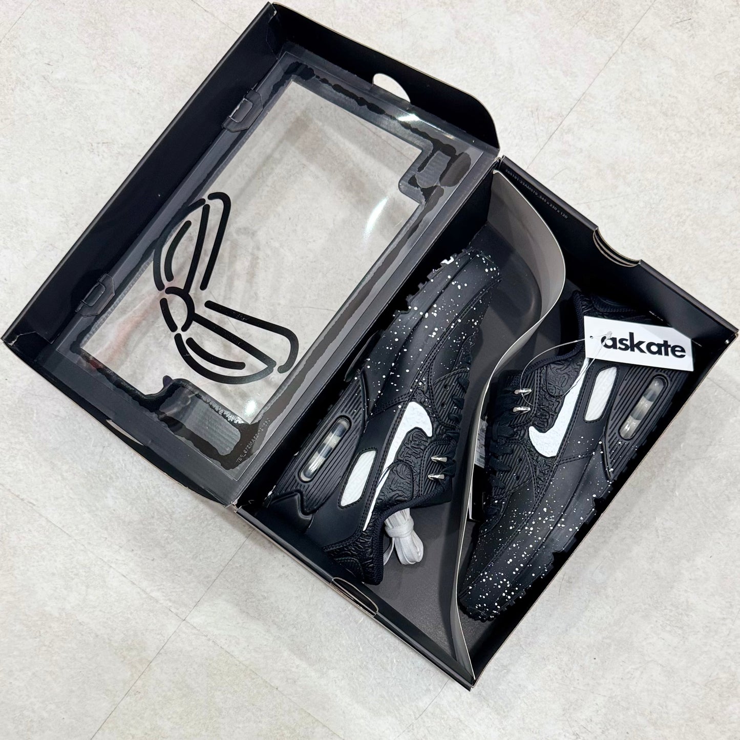 FD6492-001 Nike Air Max 90 Slawn