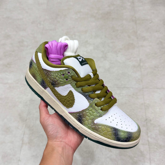 HJ3386-300 Nike SB Dunk Alexis Sablone