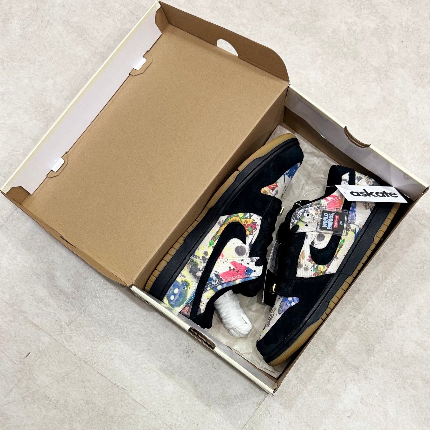 FD8778-001 Nike SB Dunk Supreme Rammellzee