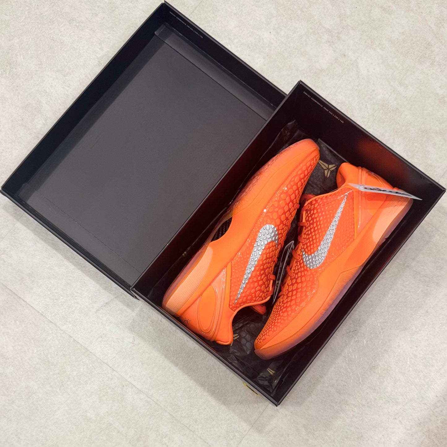 IH1871-800 Nike Kobe 6 Total Orange