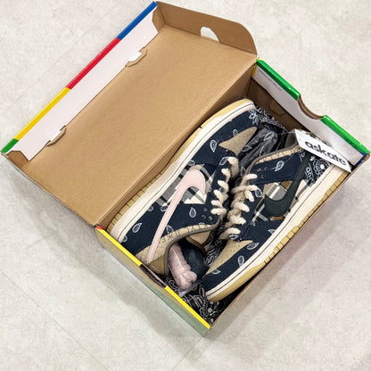 CT5053-001 Nike SB Dunk Travis Scott
