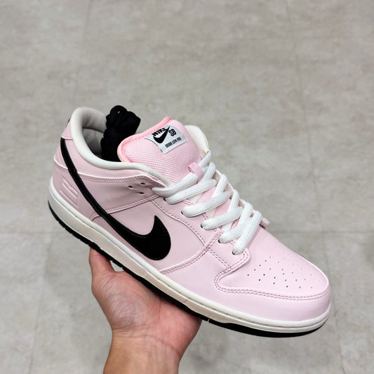 833474-601 Nike SB Dunk Pink Box